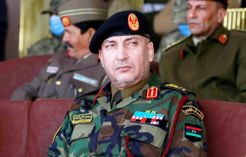 Самолет с начальником генштаба армии Ливии разбился в Турции